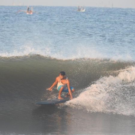 Hotel The Point Surfcamp Bali Pulukan Exterior foto