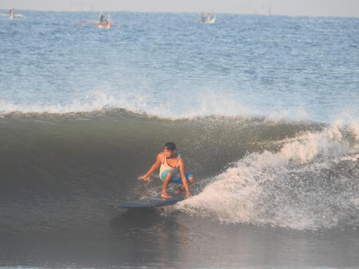 Hotel The Point Surfcamp Bali Pulukan Exterior foto
